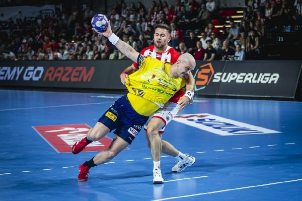 Королек помог "Кельце", Самойло присутствовал при поражении "Вислы": результаты Лиги чемпионов