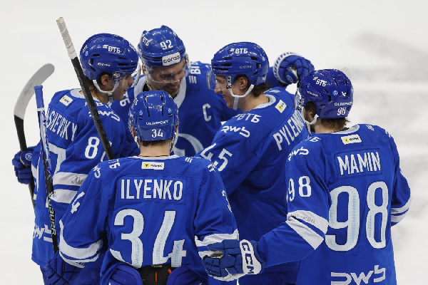 Московское "Динамо" обыграло "Салават Юлаев" в матче КХЛ