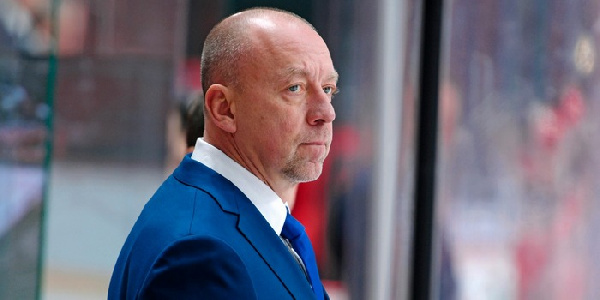 "С "Адмиралом" сложно": экс-игрок КХЛ оценил возможное назначение белоруса на пост рулевого "моряков"