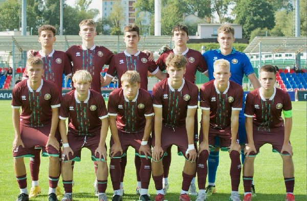 Сборная Беларуси U-17 разгромно уступила в первом матче под руководством Александра Бразевича