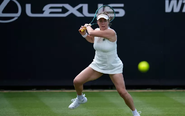 Теннисистка, которую обыграла Саснович, выиграла турнир WTA в Истбурне