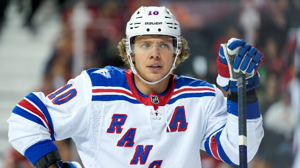 Известны детали компенсации, которую "Рейнджерс" хочет за Панарина