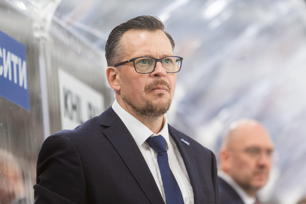 Тренер "Лады" покинул команду после крупного поражения от минского "Динамо"