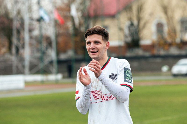 "Арсенал" уверенно обыграл "Нафтан" во втором туре Высшей лиги