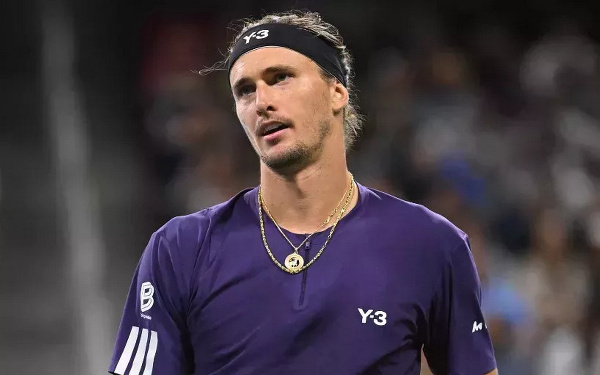 Зверев одолел 111-ю ракетку мира и вышел в 1/4 финала "Мастерса" в Майами