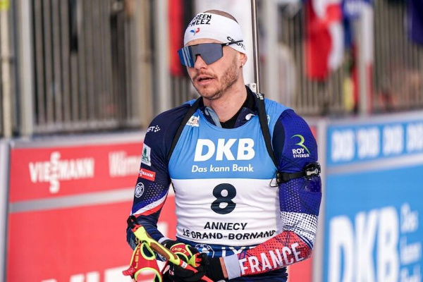 Не только маска: Жаклен готовится к ОИ-2026 в гипоксической палатке