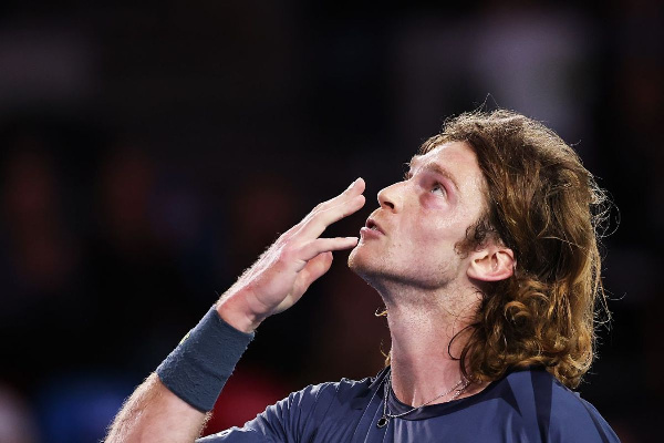 Андрей Рублёв вышел в полуфинал турнира в Гонконге