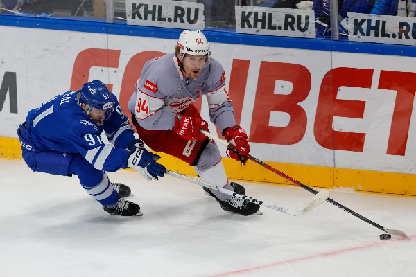 "Спартак" обыграл московское "Динамо" в дерби