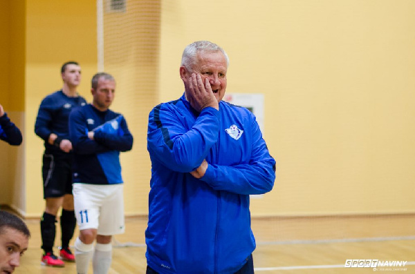 Владимир Игнатик: "Надо работать по методу испанских школ, там до 14 лет играют в мини-футбол"