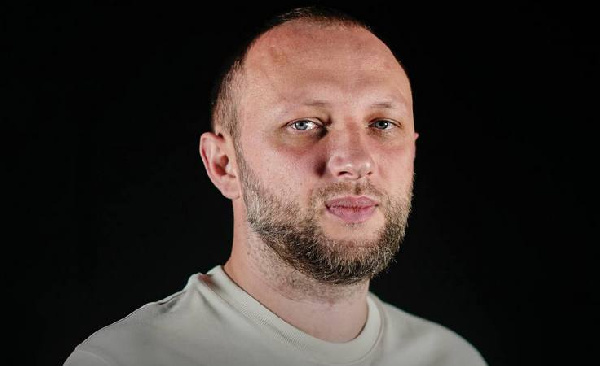 "Не могли ждать, пока он будет думать": Артем Леонов рассказал о переговорах с Алексеем Багой