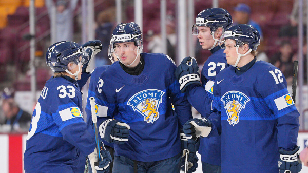 Латвия после балла в игре с Канадой "сгорела" в матче с Финляндией: Итоги дня МЧМ