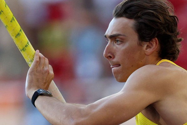 Арман Дюплантис побил свой же мировой рекорд в прыжках с шестом