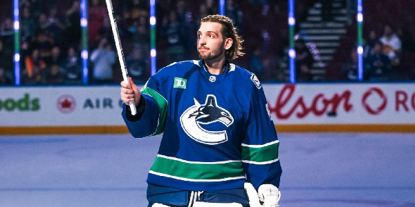 Белорусский хоккеист признан первой звездой матча НХЛ