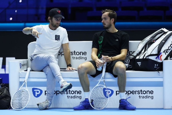 Теннисист Медведев меняет тренера после вылета с US Open 2025 в первом круге