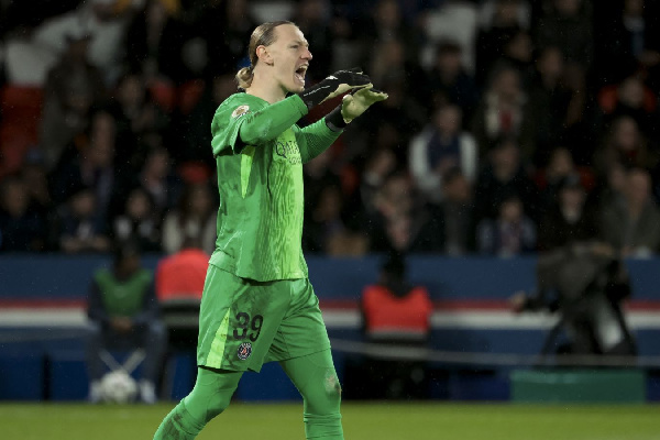 Матвей Сафонов признан лучшим игроком ПСЖ в декабре