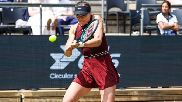 Подруга Соболенко Бадоса отказалась от борьбы и покинула турнир WTA в Берлине