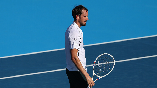 Медведев снялся с микста на US Open: Шнайдер получила нового партнера