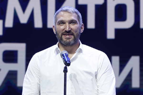 Экс-главный тренер сборной Беларуси высказался о потенциальной карьере Овечкина в политике
