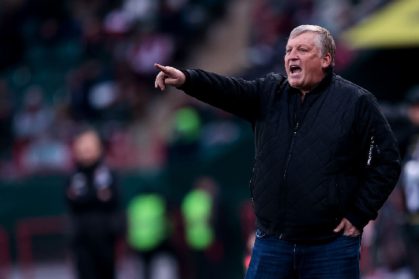 "Примерно 28‑ю игру подряд": Игорь Осинькин не очень доволен игрой в защите