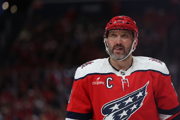 "Нет такой же шумихи": представитель Овечкина высказался о 1000 шайб хоккеиста