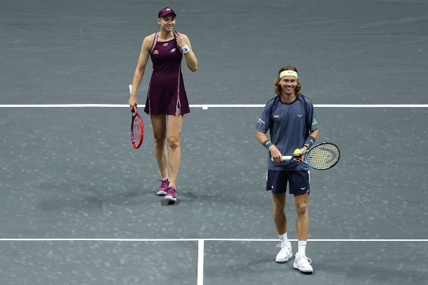 Рублев и Рыбакина выиграли у Вашеро и Швентек: Новая пара в мировом теннисе?