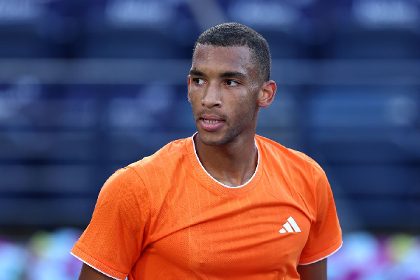 Феликс Оже-Альяссим стал чемпионом турнира UTS в Ниме