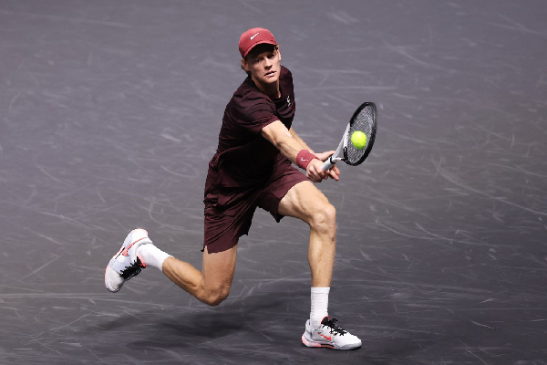 Вторая ракетка мира опубликовал серию фотографий с Гран-при Формулы-1