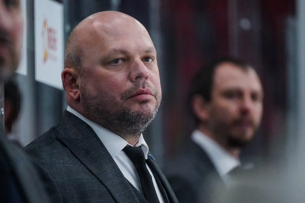 "Пока еще плаваю": Евгений Летов высказался о лучшем результате в истории "Динамо-Шинника"