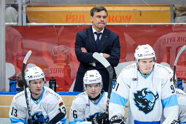 Экс-тренер клубов КХЛ упрекнул хоккеистов в вылете минского "Динамо" из плей-офф