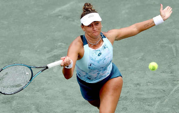 Шиманович в паре с Козыревой с победы стартовали на турнире серии ITF