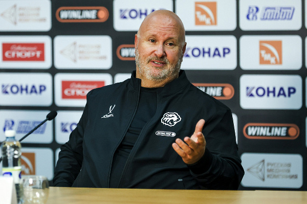 Главный тренер "Трактора" прокомментировал поражение от "Автомобилиста" Горбунова в матче КХЛ