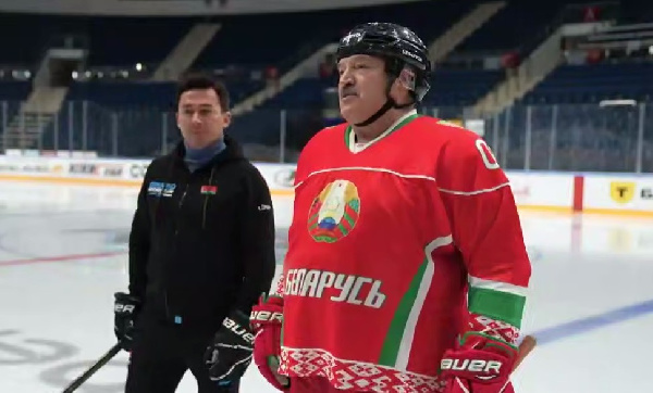 "Я доволен": Лукашенко высказался о выступлении ХК "Динамо-Минск" и уровне КХЛ