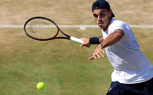 Аргентинец Серундоло стал триумфатором турнира ATP в Великобритании