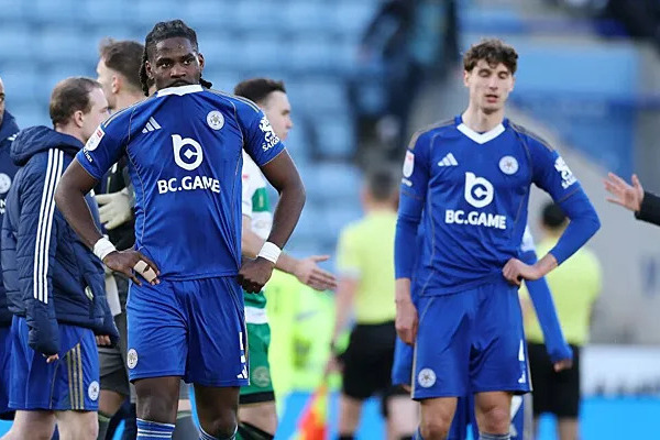 Источник: "Лестеру" не удалось оспорить снятие очков в Чемпионшипе