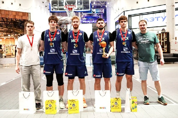 "МИНСК U-23" стал бронзовым призером турнира 3х3 "МЕГА BASKET"