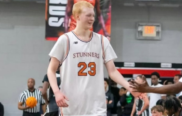 18-летний игрок набрал 103 очка в баскетбольном матче