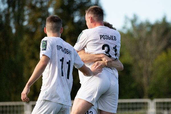 "Нафтан" дома в голевой перестрелке обыграл "Гомель" в матче 24-го тура высшей лиги