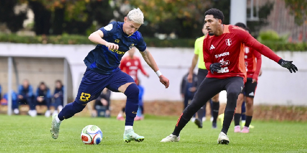 Сборная Перу после матча с Россией разгромно уступила команде РПЛ