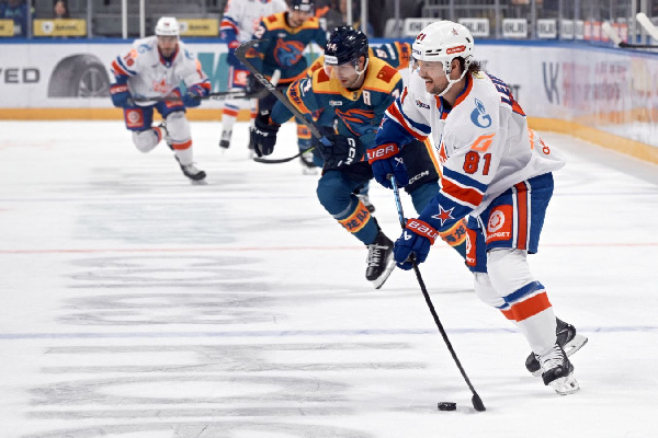 СКА обыграл "Шанхайских Драконов" в матче КХЛ