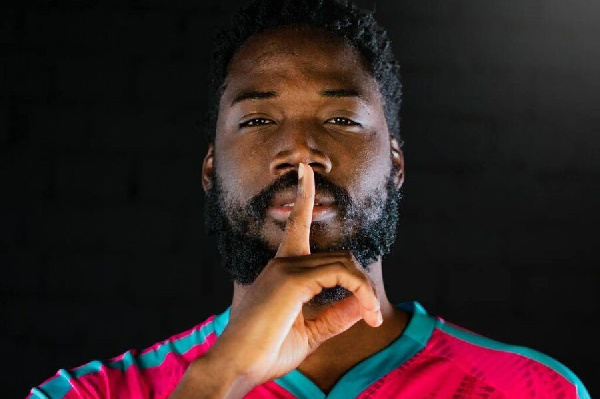 "Встретили из аэропорта на лимузине": Владелец "МЛ Витебск" — о приезде Николсона