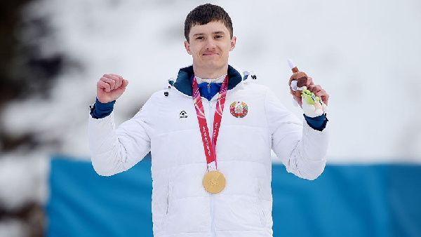 "Как с цепи сорвался": герой Паралимпиады — о болезни и мотивации