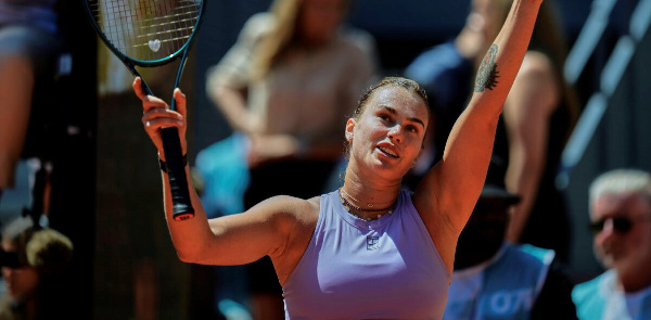 Соболенко проспала начало, но вышла в 1/8 финала Мадрида 