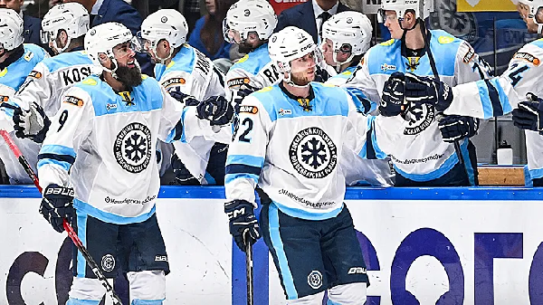 "Сибирь" одолела "Сочи" в матче аутсайдеров КХЛ