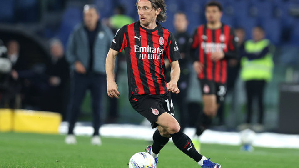 "Милан" обыграл "Торино" и вновь обошел "Наполи" в таблице: итоги дня в Серии А