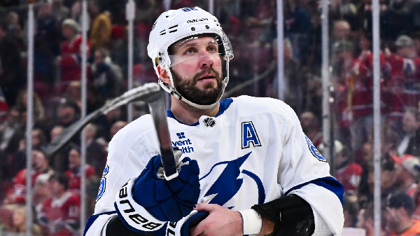 Гонка бомбардиров НХЛ: Кучеров оторвался от Маккиннона, Макдэвид далеко