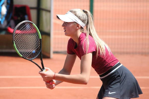 Фалей в парном разряде вышла в четвертьфинал турнира W50