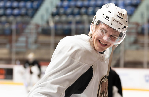 У Кузьмина шайба, а Колосов так и не вышел на лед: итоги дня АХЛ