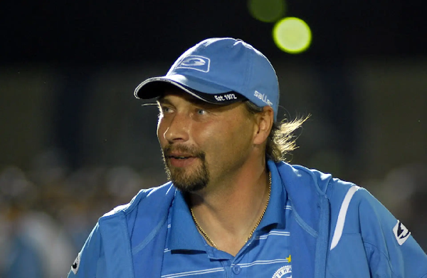 "БАТЭ Ганчаренко рвали": Овчинников рассказал о работе в минском "Динамо"