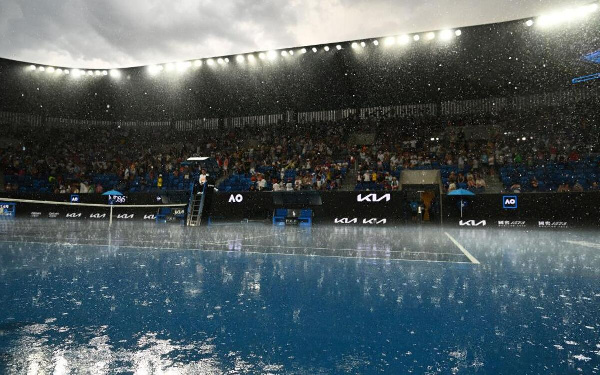 Ряд матчей Australian Open — 2025 вновь перенесены из-за дождя