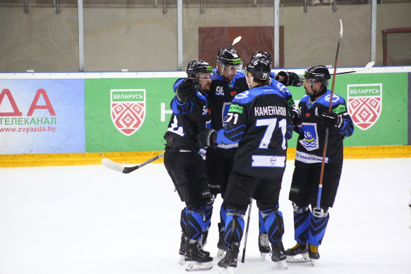 "Химик" по буллитам переиграл "Шахтер" в матче экстралиги